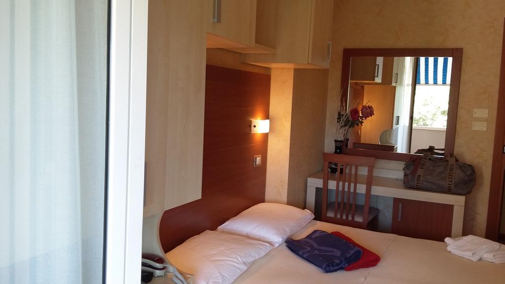 Hotel Condor Μιλάνο Μαριτίμα Εξωτερικό φωτογραφία