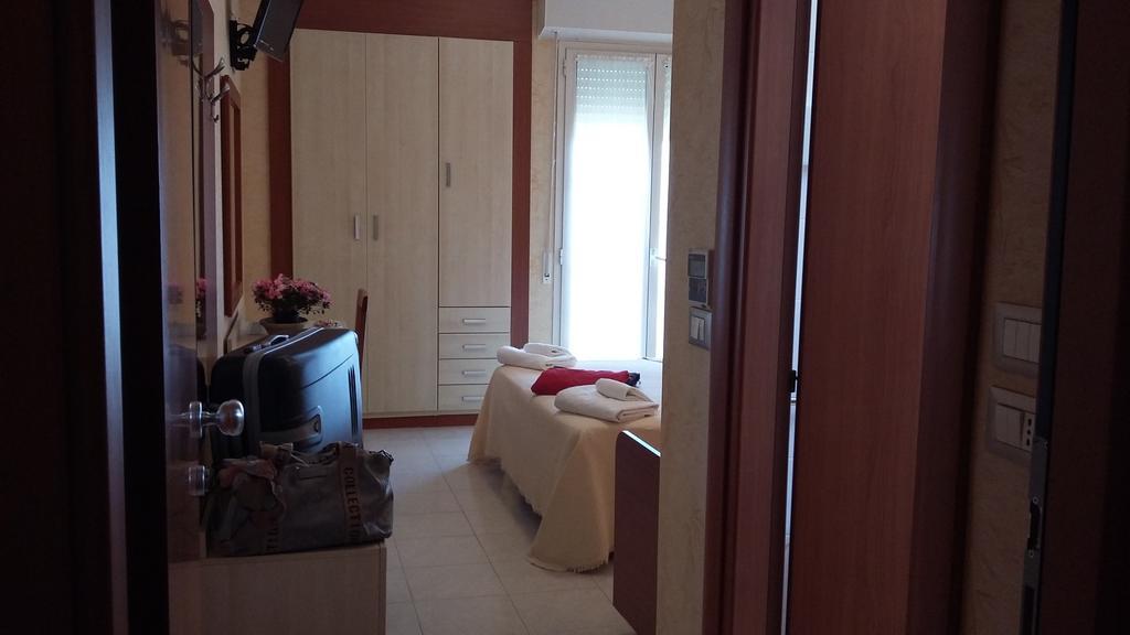 Hotel Condor Μιλάνο Μαριτίμα Εξωτερικό φωτογραφία