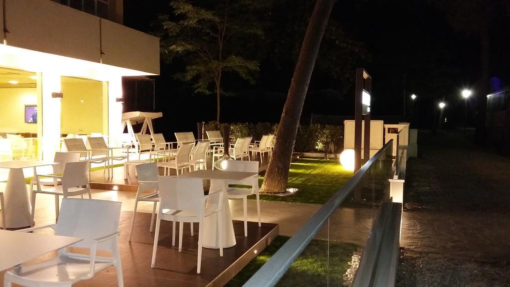 Hotel Condor Μιλάνο Μαριτίμα Εξωτερικό φωτογραφία